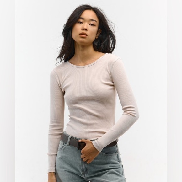 COS Tops - COS like new crew neck top